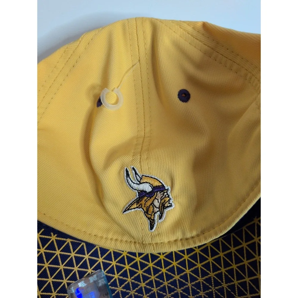 Vikings Yellow Hat Youth One Size‎ Fits Most By NFL Team Apparel New